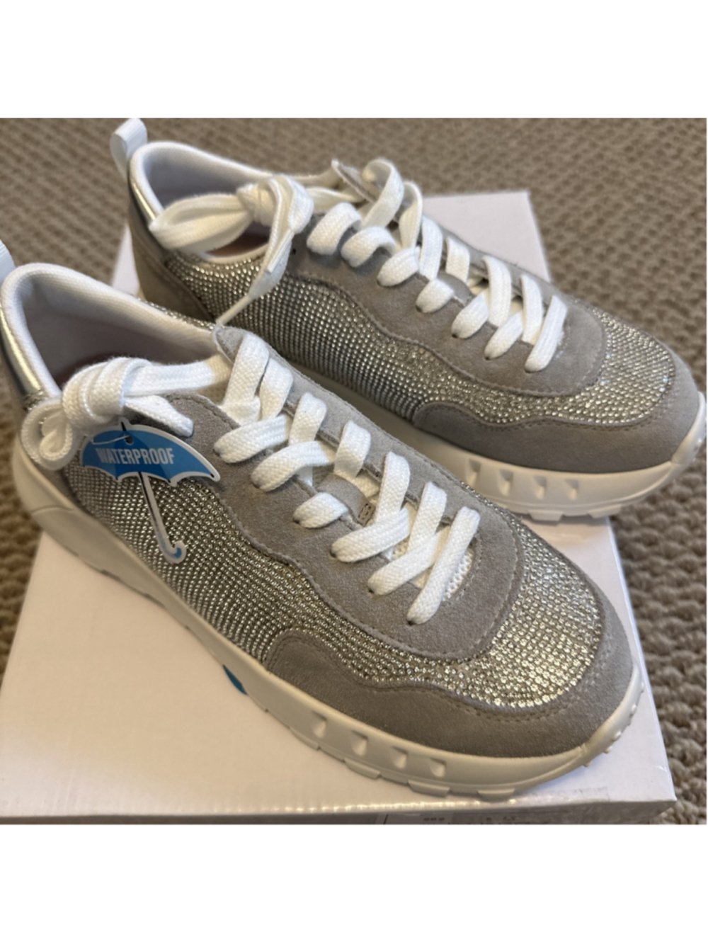 Aqua College Luster Womens Waterproof Sneaker Light Grey US Size 7.0 Med NWT
